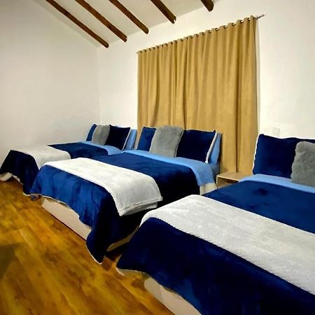 בוגוטה Hotel Niza Colonial מראה חיצוני תמונה